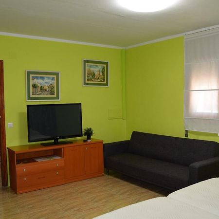 Casa Rural Natalia Valmuel Luaran gambar